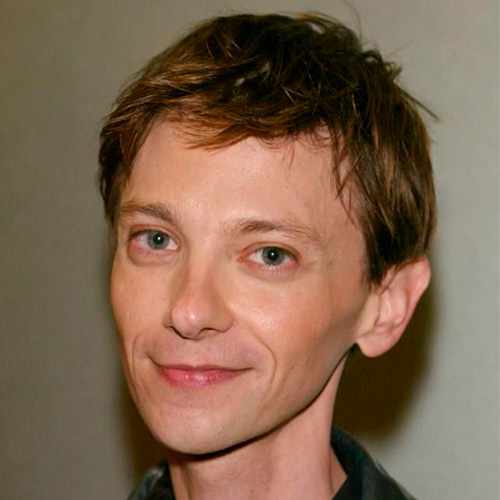 Ди Джей Куоллс