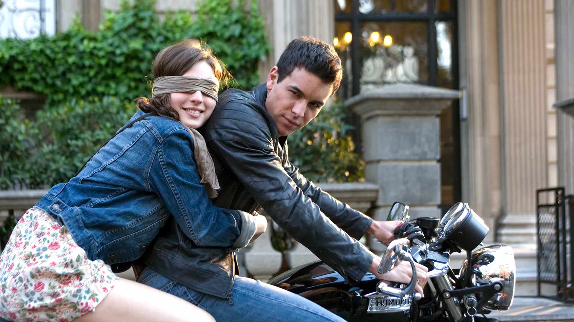 video-section-banner-image