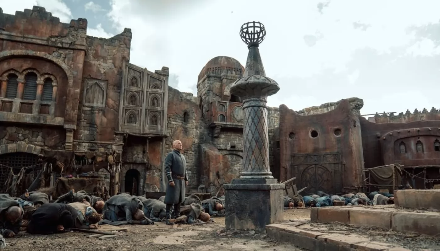 Объявлен полный актерский состав сериала "Трудно быть богом"