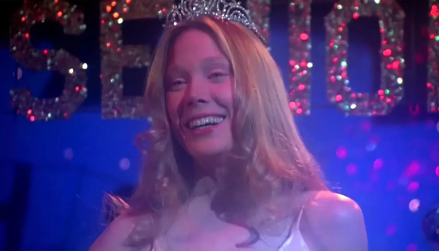 Уточнено время выхода новой экранизации «Кэрри» Стивена Кинга